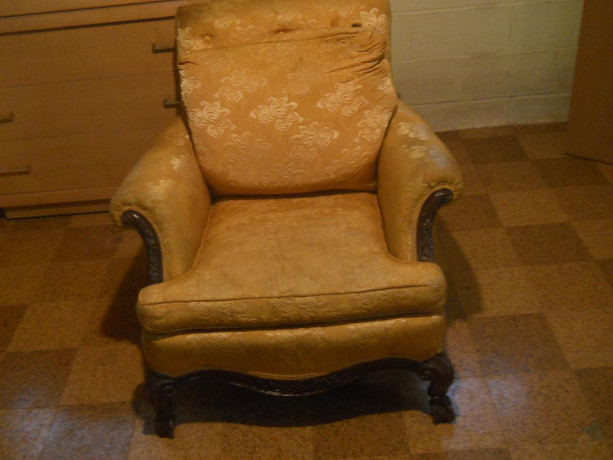 gold-antique-chair-big-0
