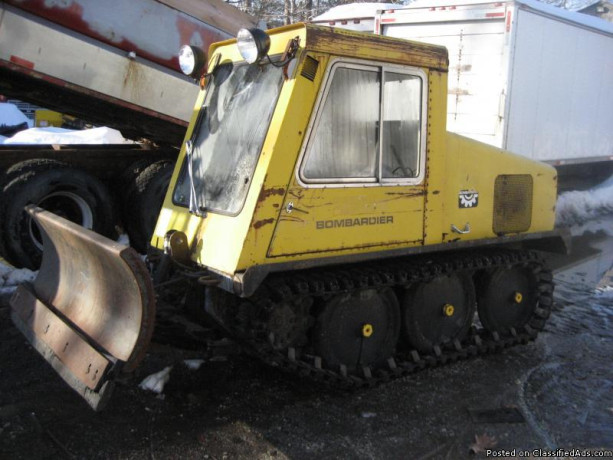 bombardare-sidewalk-plow-big-3