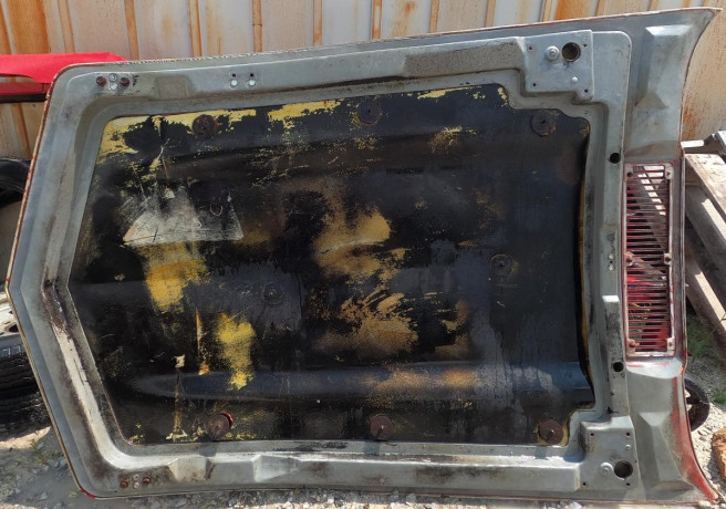 1975-1979-corvette-hood-big-2