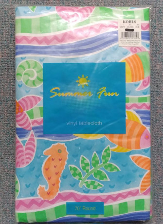 summer-fun-vinyl-70-round-talecloth-new-big-1