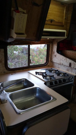 cabover-camper-10-foot-big-1