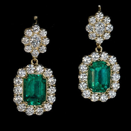 sell-emerald-earrings-at-regent-jewelers-and-get-instant-cash-big-0