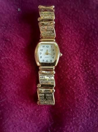ten-commandments-ladies-wristwatch-big-1