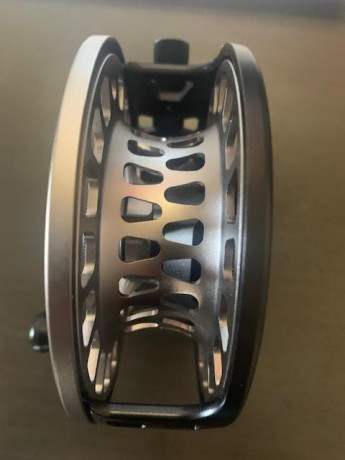 sage-fly-fishing-spectrum-max-fly-reel-400-big-4
