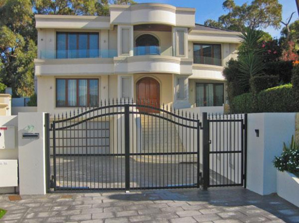 aluminium-slat-gates-to-keep-your-home-safe-elite-gates-big-0