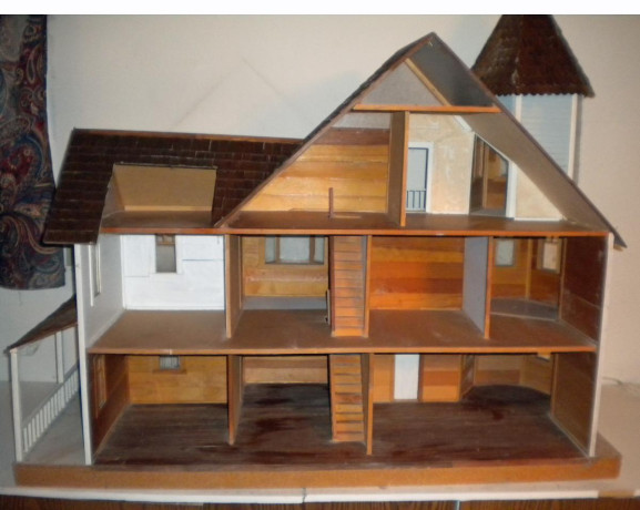 victorian-mansion-doll-house-big-0