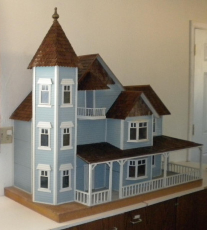 victorian-mansion-doll-house-big-1