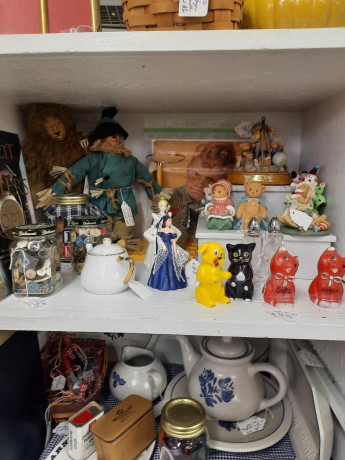 antiques-big-1