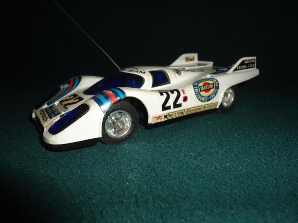 vintage-porsche-917-radio-controlled-car-big-2