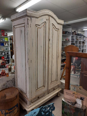 furniture-big-3