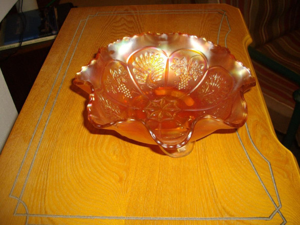 carnival-glass-big-0