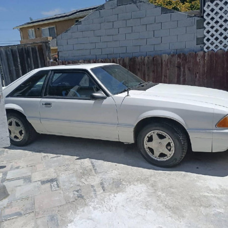 1987-mustang-big-4