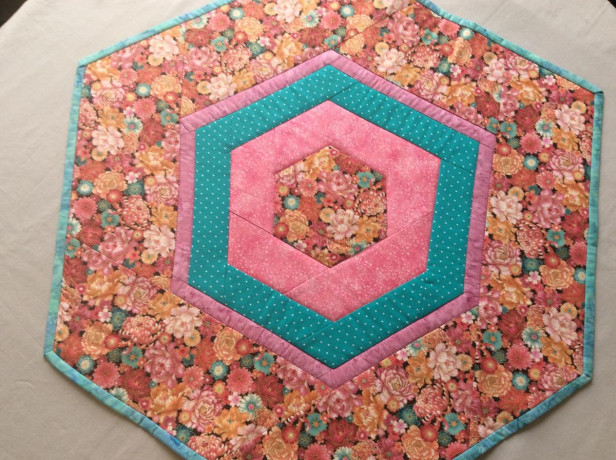 lovely-handmade-table-topper-big-0