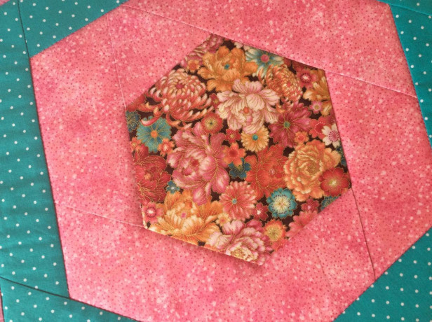 lovely-handmade-table-topper-big-1