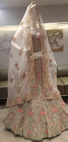 good-looking-non-bridal-lehenga-in-chandni-chowk-big-0