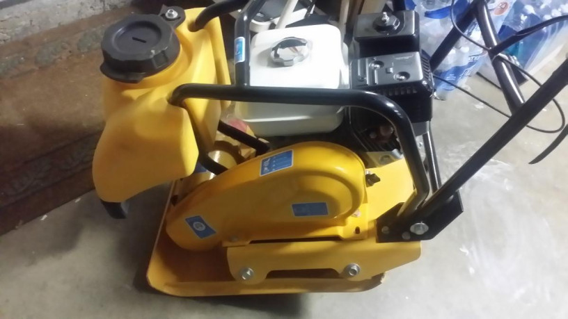 honda-plate-compactor-big-0