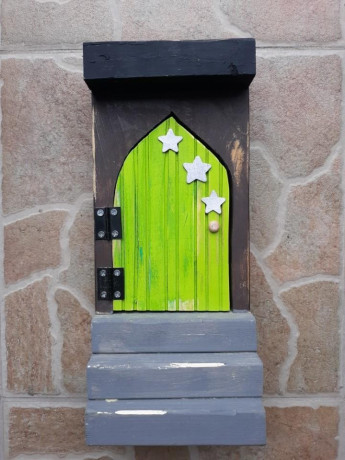 goblin-door-house-fun-gift-idea-big-2