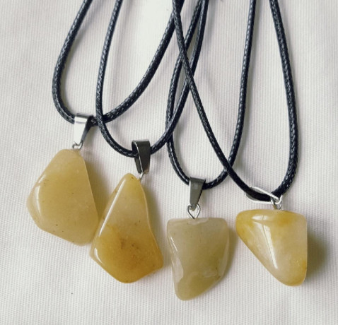 yellow-jade-necklace-big-0