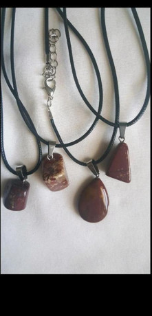 axinite-necklace-big-0