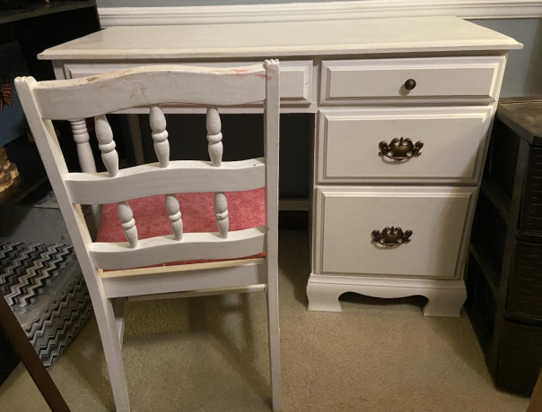 desk-and-chair-big-1