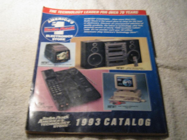 radio-shack-1993-catalog-americas-1-electronics-store-big-1