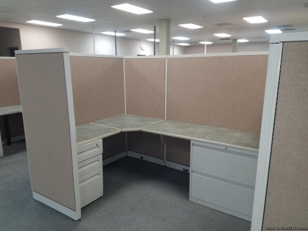 l-shaped-cubiclemodular-station-wtall-panels-big-0