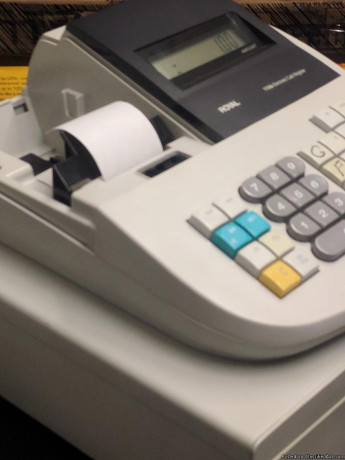 royal-alpha-120cx-single-printer-ink-roll-used-cash-register-big-1