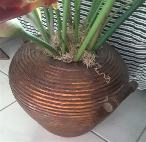 brown-vase-wmixed-floral-arrangement-big-1