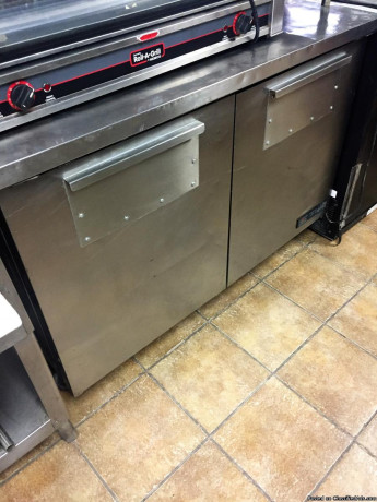 lots-of-used-restaurant-equipment-big-4