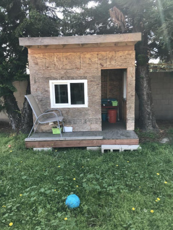 custom-wood-playhouse-big-1