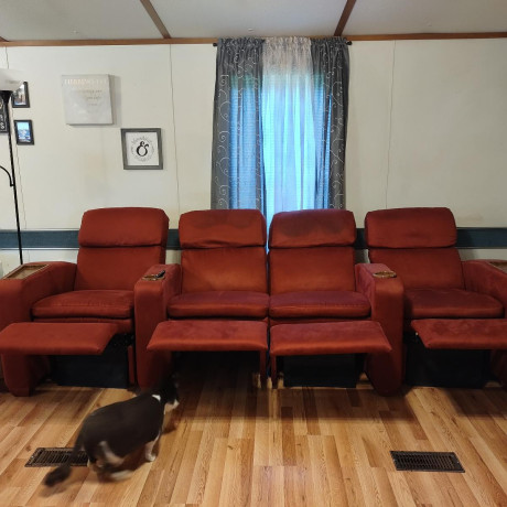 couchtheater-seats-big-2