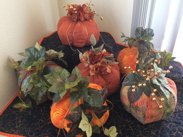 handcrafted-pumpkins-big-0