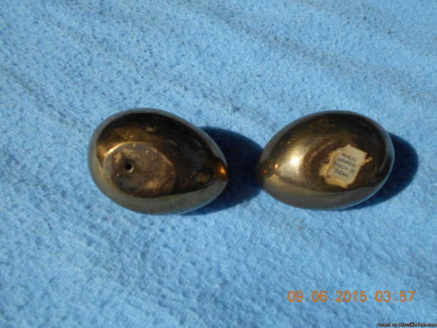 solid-brass-decorative-eggs-big-1