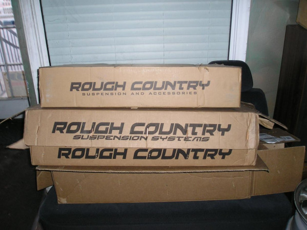 6-inch-rough-country-suspension-lift-kit-for-a-2012-toyota-tundra-big-0