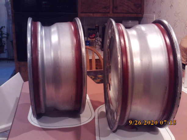 two-1991-mercedes-rims-big-0