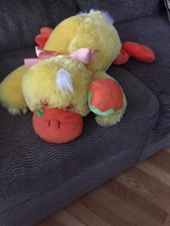 giant-duckling-plush-toy-big-0