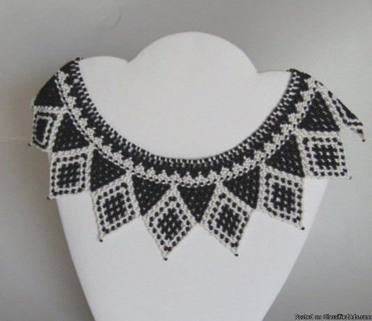 bw-seed-bead-geometric-collarnecklace-big-1