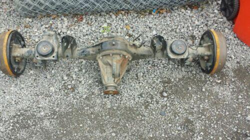 2004-nissan-pathfinder-differential-oem-only-39k-mile-big-0