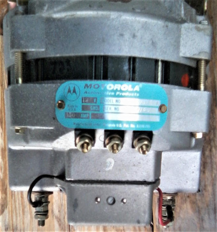 truck-alternator-130-amps-12-vdc-big-0