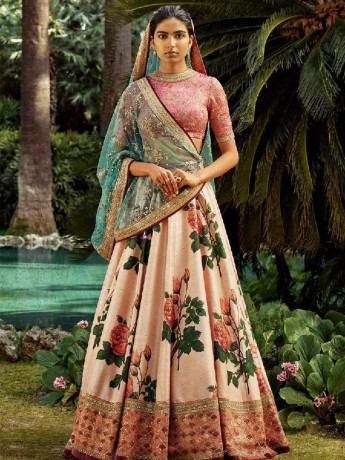 stunning-floral-lehenga-designs-for-your-summer-weddings-big-0