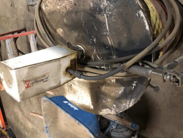 air-grease-cart-w-rolling-tray-big-0