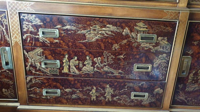 rare-mid-century-china-cabinet-big-4