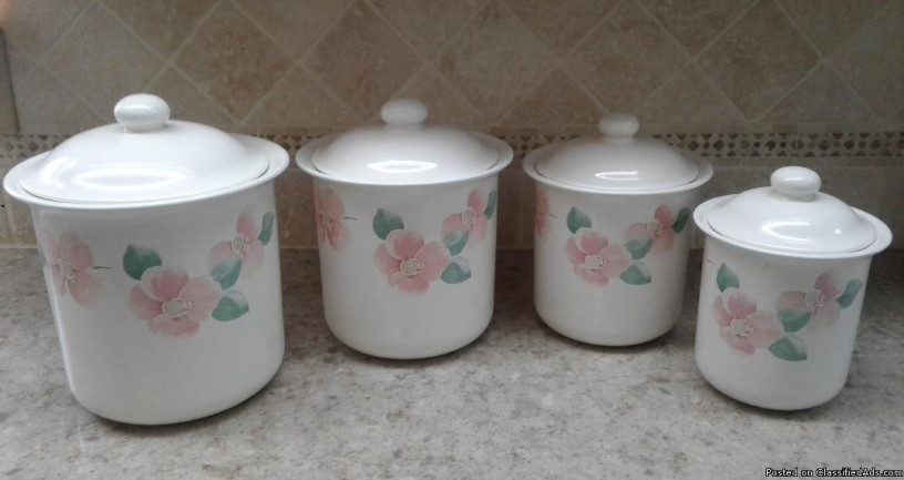 pfaltzgraff-garland-blush-canister-set-big-2