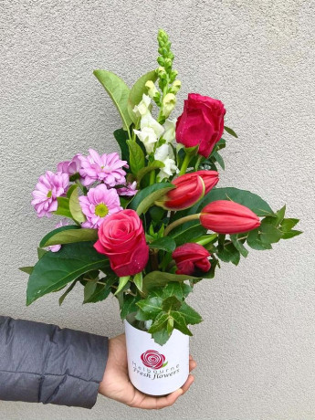 florist-near-me-flower-delivery-melbourne-fresh-flowers-big-2