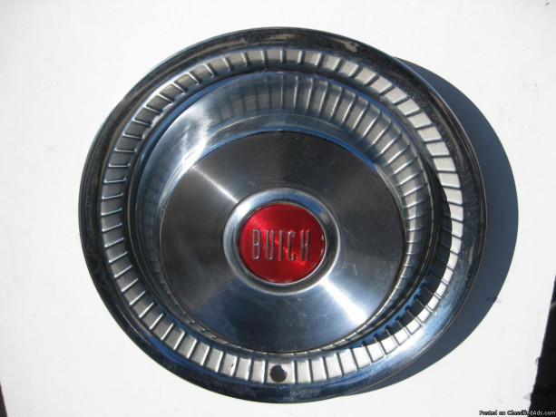 1956-buick-hubcaps-big-1