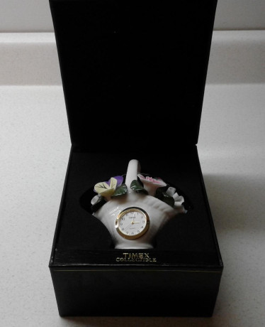 timex-collectible-porcelain-flower-basket-mini-clock-new-big-0