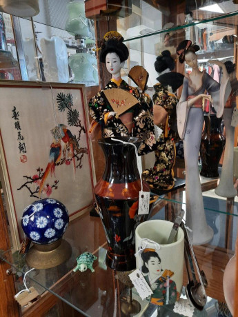 antiques-big-3