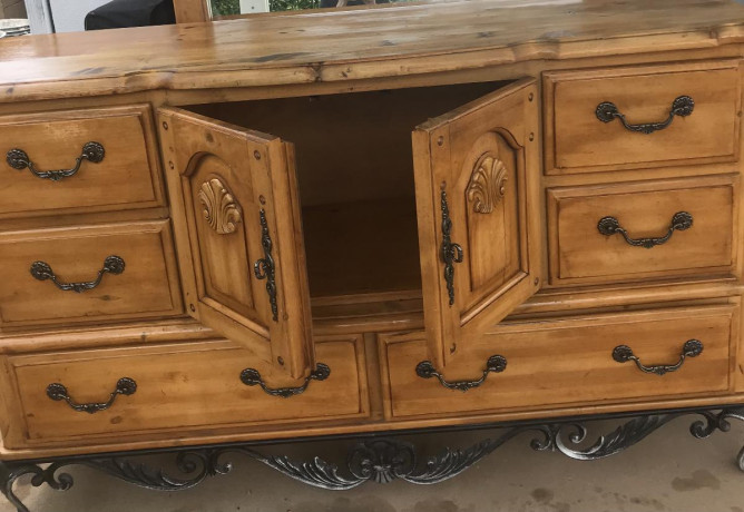 beautiful-dresser-big-2