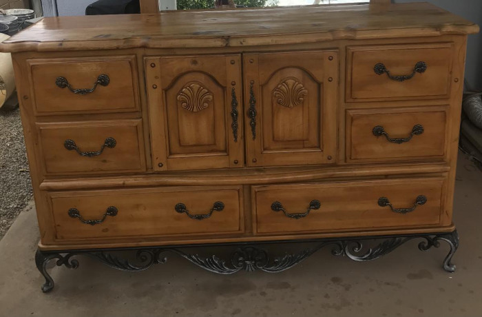 beautiful-dresser-big-1