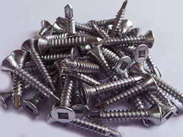 hastelloy-c276-screw-big-0